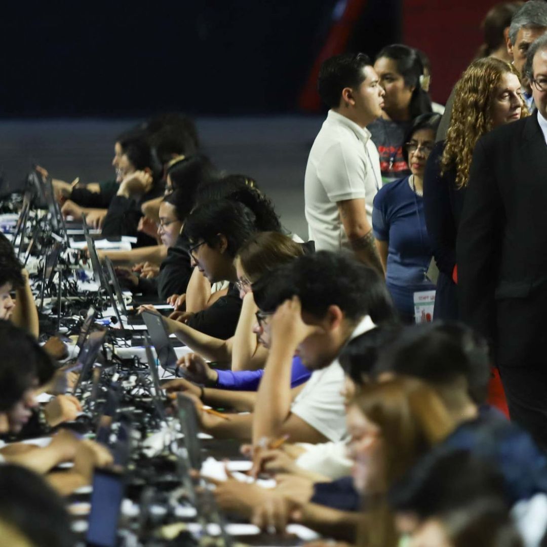 UNAM Volverá al Examen de Admisión Presencial tras Fallas en Pruebas en Línea